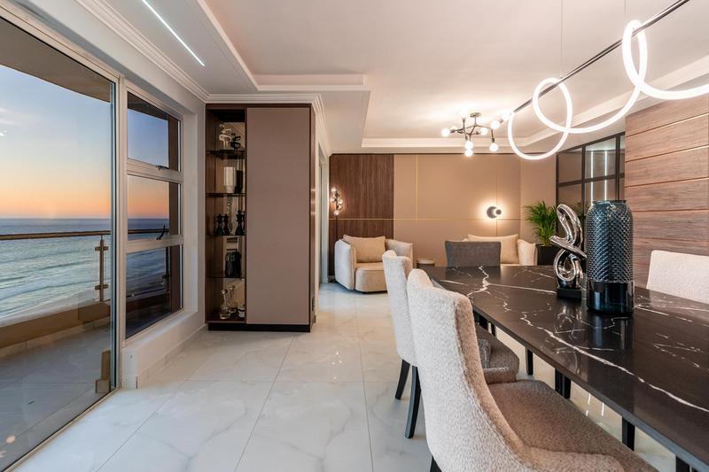 4 Bedroom Property for Sale in Bloubergstrand Western Cape